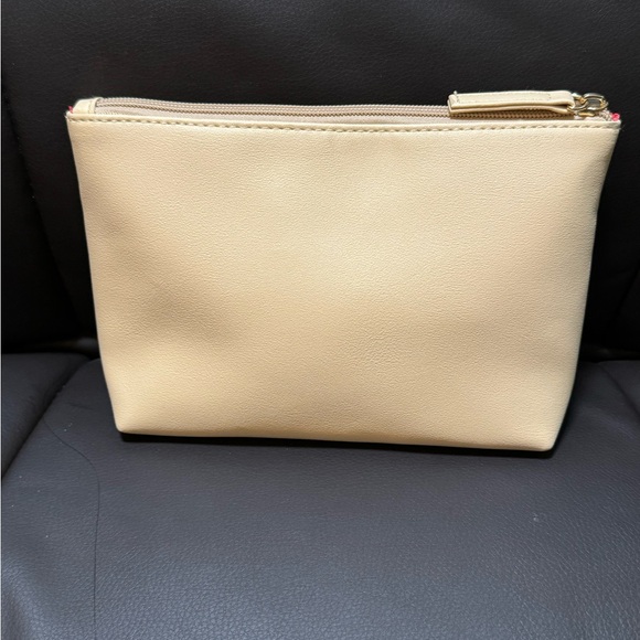 Bvlgari Bulgari Cosmetic Case NWOT - Picture 8 of 9